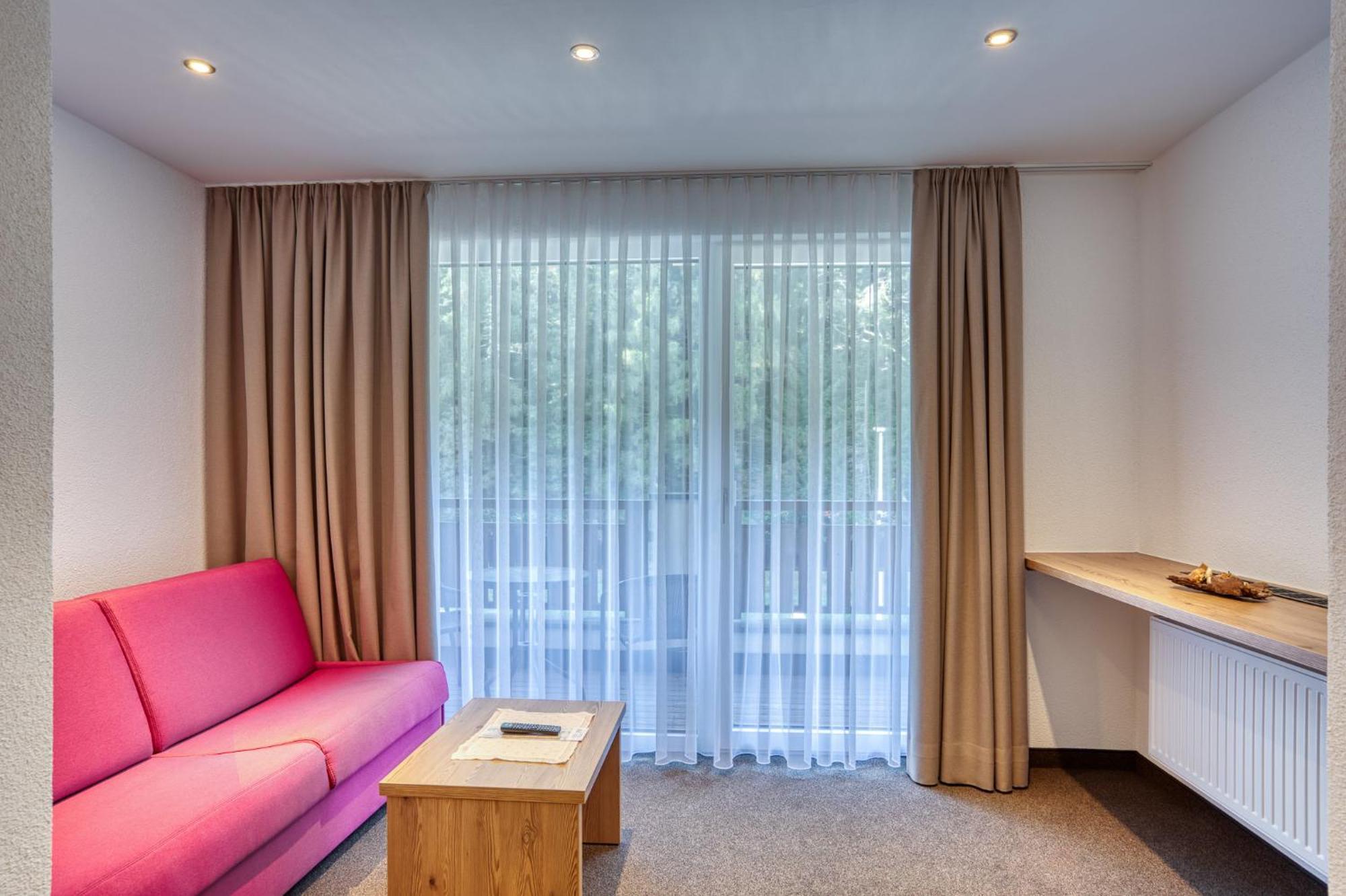 Hotel Erika ナウダース エクステリア 写真