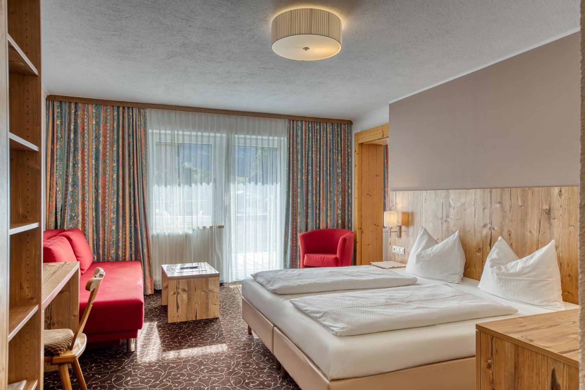 Hotel Erika ナウダース エクステリア 写真
