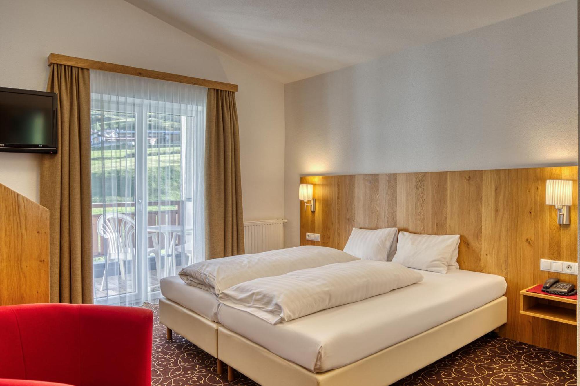 Hotel Erika ナウダース エクステリア 写真