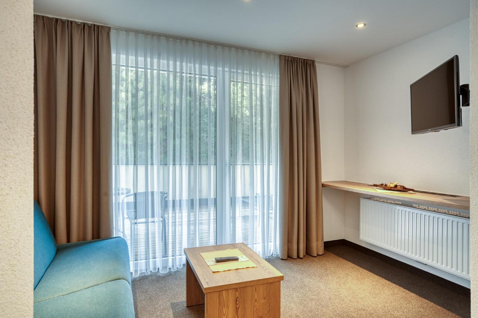 Hotel Erika ナウダース エクステリア 写真